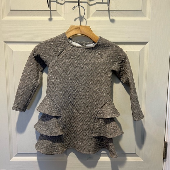 Cat & Jack Gray and White Chevron Dress - Picture 2 of 6